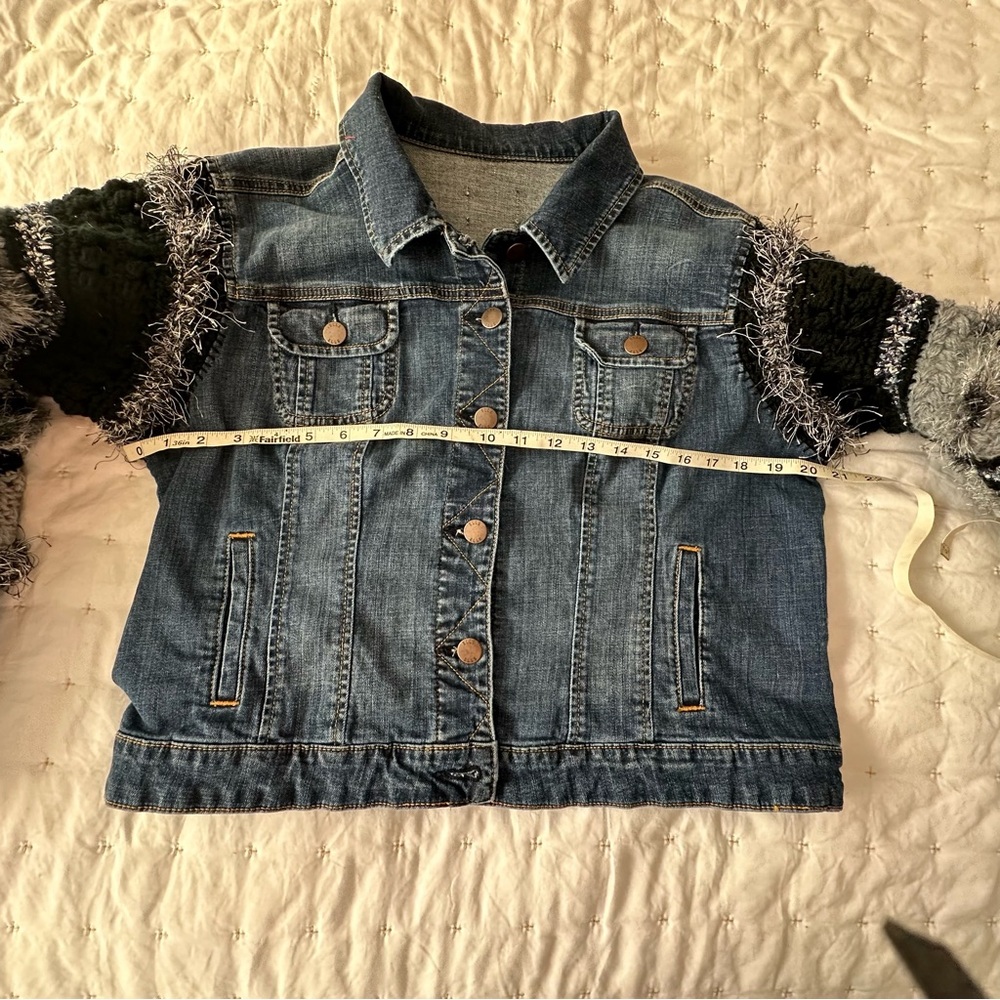 Upcycled Women's Denim Jacket with  Crocheted Textured Sleeves - m/l - Picture 7 of 9